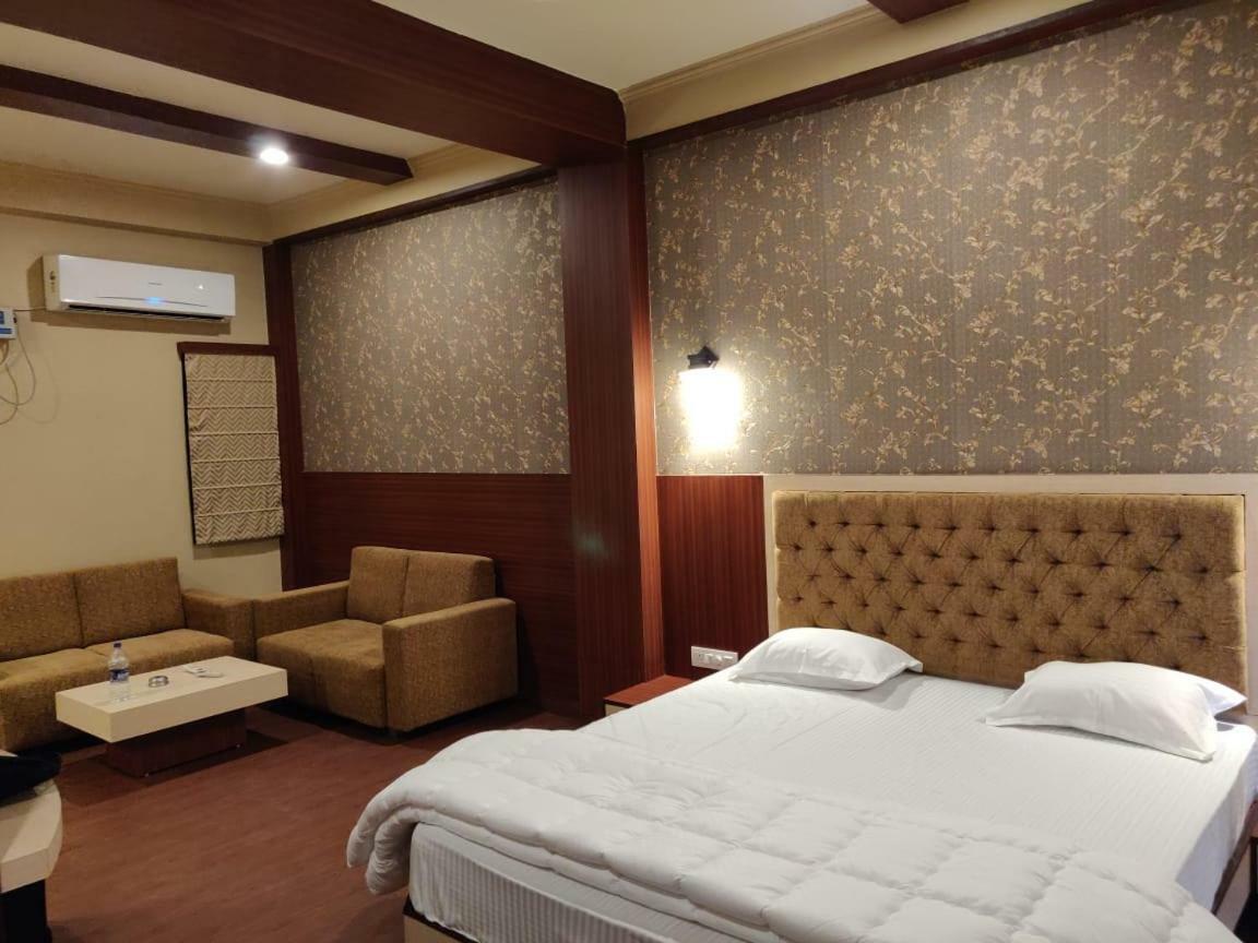 Backpackers Park Varanasi Bagian luar foto
