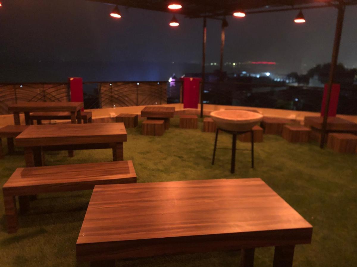 Backpackers Park Varanasi Bagian luar foto